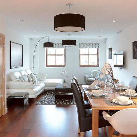 Hampden Apartments - The Henry Γουίνσδορ Εξωτερικό φωτογραφία